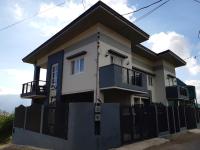 Restful 3BR Hillside Duplex House - B&B Baguio City
