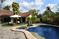 Villa Ganesha, Banjar Beach, Lovina - B&B
