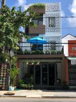 La An Homestay - Bed and Breakfast Hoi An