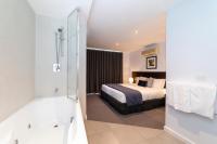 Two bedroom Apartment with Partial Seaview