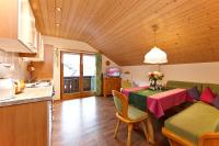 Apartamento de 1 dormitorio con balcón