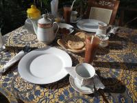 River Forest Nest - Ferienwohnung Ella Town