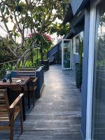 King Room with Pool View