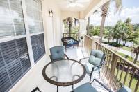 B&B Orlando - Modern Vacation Apartment with a Lake View at Vista Cay Resort VC4816 - Bed and Breakfast Orlando