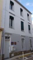 Rue sebastien spacious apartment close beach - B&B