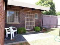 Die Plasie Two-Bedroom Flat - B&B Hartbeespoort