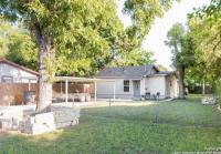 Hays St Cozy Remodeled 2BR/2BA house sleeps 8 - B&B San Antonio