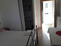 Chambre Double ou Lits Jumeaux avec Salle de Bains Privative