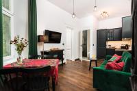 Wooden Horse - New Apartment - Old Town - B&B