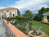 Etna Wine Azienda Agrituristica - B&B Passopisciaro