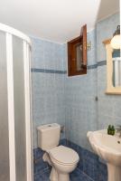 Apartamento con vistas al mar y balcón