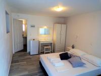 Double Room with Courtyard Access