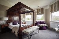 Four Poster Room with City Views