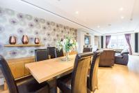 B&B Romford - Harlesden House - Bed and Breakfast Romford