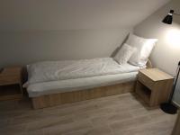 Standard Twin Room with Shared Bathroom