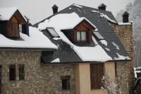 TU APARTAMENTO EN FORMIGAL-PANTICOSA SALLENT-Escarrilla - B&B