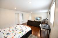 Private Unit / Private Bathroom Near BART & SF - B&B Daly City