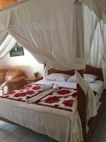 B&B Singaraja - Barclona Guesthouses Lovina - Bed and Breakfast Singaraja