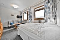 Triple Room with Mountain View