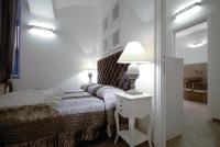 Two-Bedroom Apartment - Colosseo