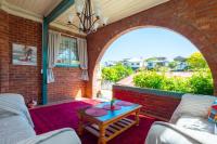 Queen Room with Garden View