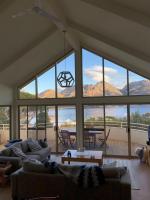 Freycinet Beach House - B&B Coles Bay