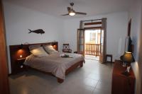 Camera Matrimoniale Deluxe con Balcone e Vista Mare