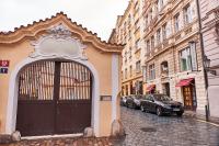 Charles Bridge Royal Apartment - B&B Praga