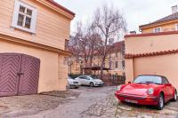 Charles Bridge Royal Apartment - B&B Praga