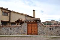 Casa Rural Abuelo Regino - B&B Segovia