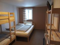 Vierbettzimmer mit eigenem Bad