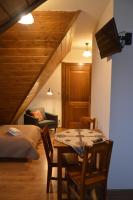 Dreibettzimmer mit Balkon