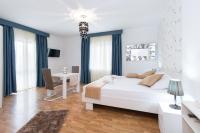 Studio mit Balkon