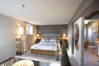 Luxury Split Level Apartment with View