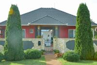 Homokháti Apartman - Bed and Breakfast Mórahalom