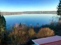 Lovely studio apartment seaview & private sauna - B&B Lerum