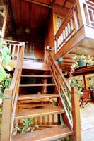 Oemah Kajoe Lembang - B&B Lembang