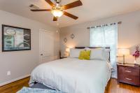The Blue Door Bungalow - Luxury Home Downtown Houston - Chambres d’hôtes Houston