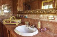 Deluxe Double or Twin Suite - Sapphire