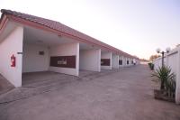 Paradise Inn and Dining - B&B Saraburi