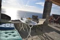 Queen Suite with Sea View