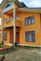 B&B Bukittinggi - Rumah Mawar Syariah - Bed and Breakfast Bukittinggi