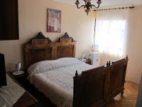 Habitación Doble con baño y balcón compartidos