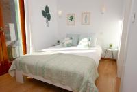 Studio-Apartment mit Balkon