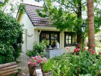 B&B Heinenoord - COSY & NATURAL *FIREPLACE*GARDEN*2 BIKES - Bed and Breakfast Heinenoord