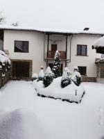 Къща за гости ЧИЧАРИТЕ - Bed and Breakfast