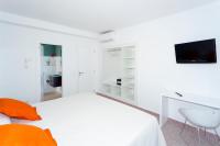 Doppel-/Zweibettzimmer mit Balkon und Meerblick