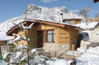 Three-Bedroom House "Clover"
