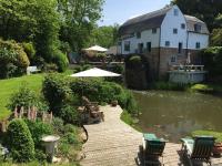 Castle Mill Bed and Breakfast Dorking - B&B Dorking