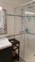 Dreibettzimmer mit eigenem Bad